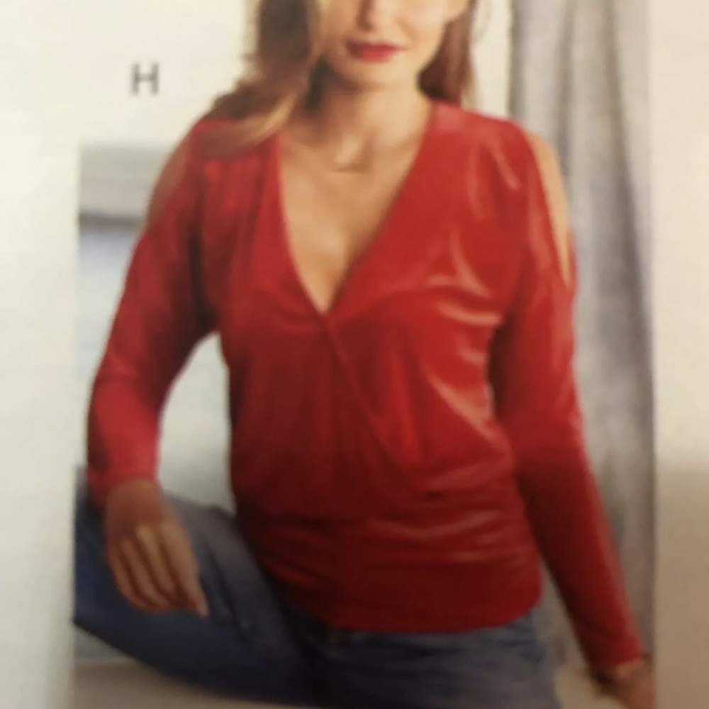 Xxs Boston proper red velvety cold shoulder top